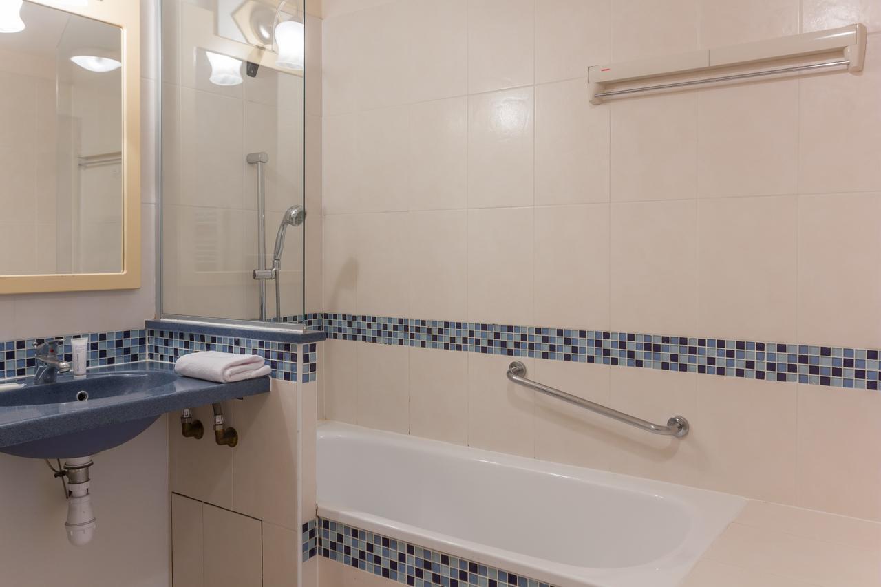 Residence Heliotel Marine Saint-Laurent-du-Var Ngoại thất bức ảnh